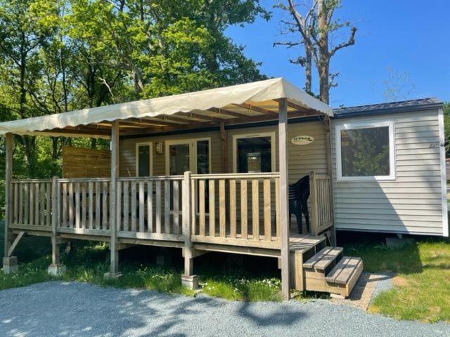 Camping Le Ruisseau Saint-André-de-Seignaux エクステリア 写真