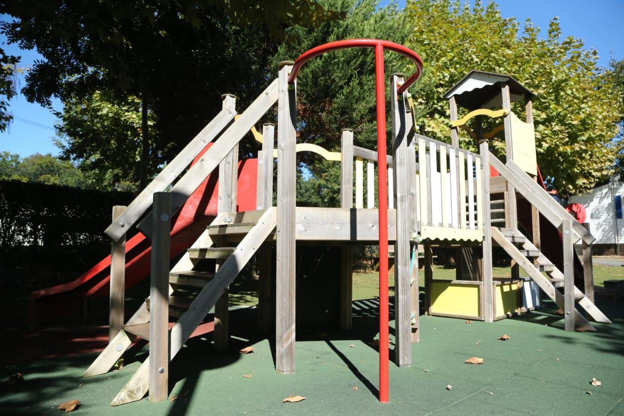 Camping Le Ruisseau Saint-André-de-Seignaux エクステリア 写真